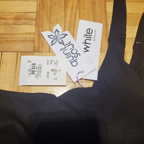 Nwt bikini top, large - Picture 7 of 10